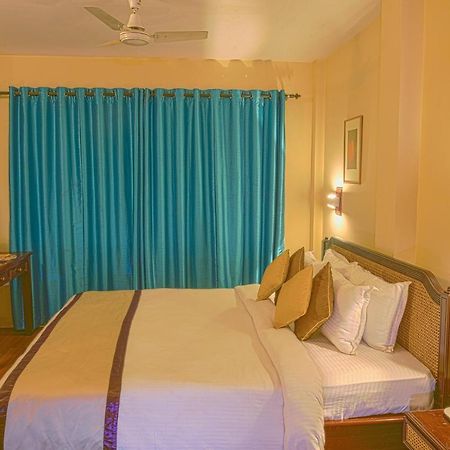 Landmark Hotels Guwahati Zewnętrze zdjęcie