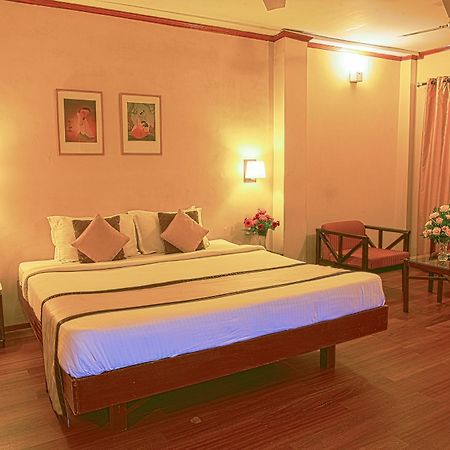 Landmark Hotels Guwahati Zewnętrze zdjęcie