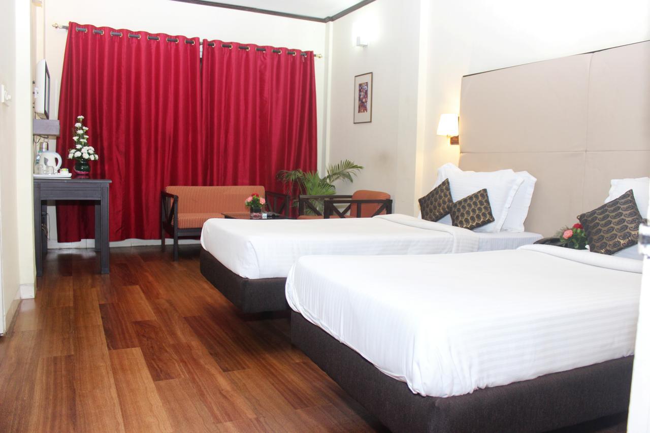 Landmark Hotels Guwahati Zewnętrze zdjęcie
