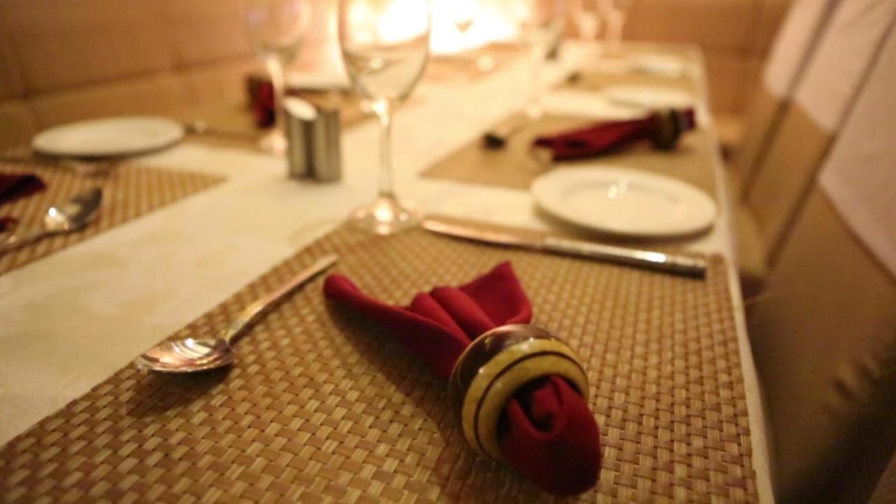 Landmark Hotels Guwahati Zewnętrze zdjęcie