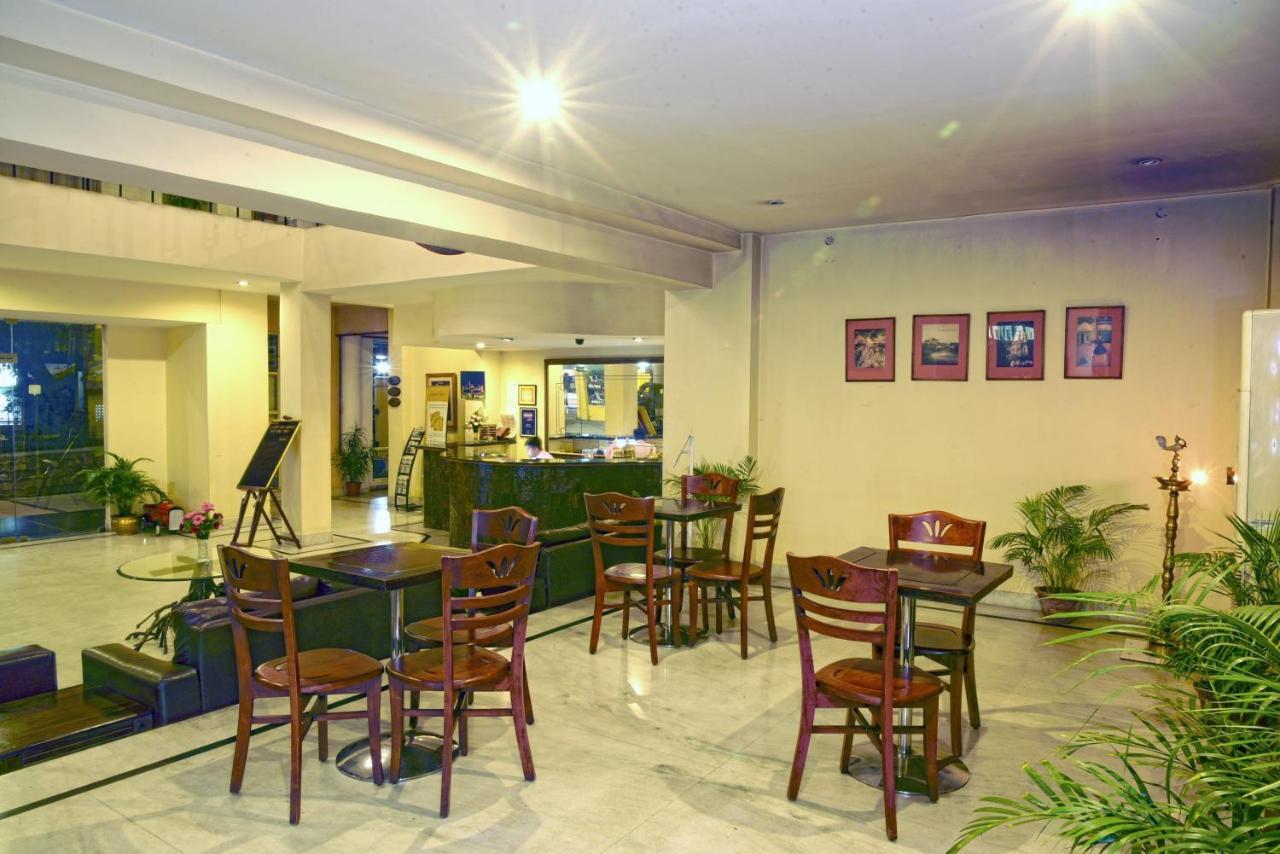 Landmark Hotels Guwahati Zewnętrze zdjęcie