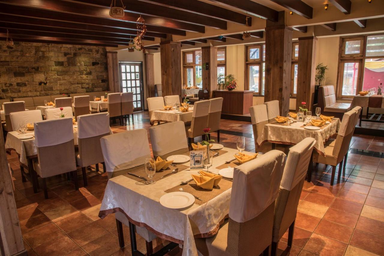 Landmark Hotels Guwahati Zewnętrze zdjęcie