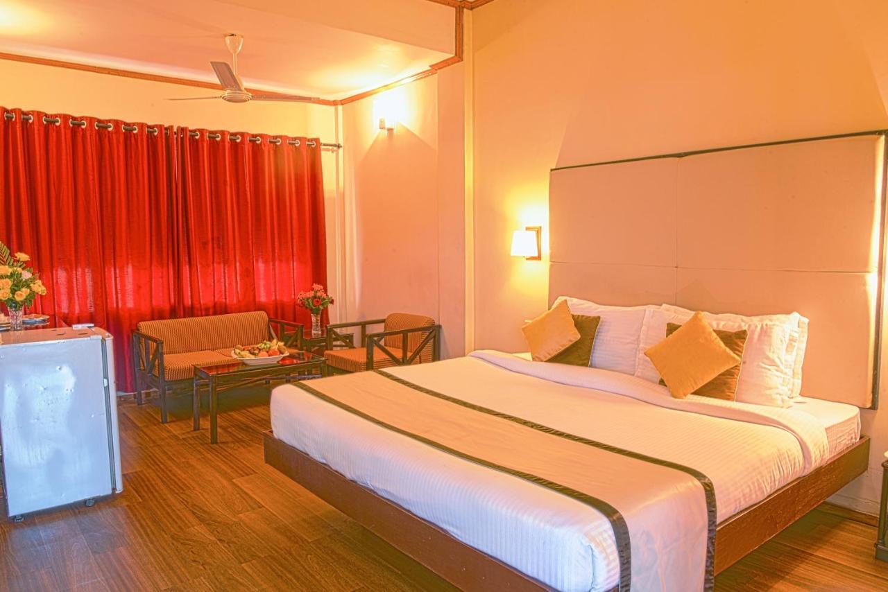 Landmark Hotels Guwahati Zewnętrze zdjęcie